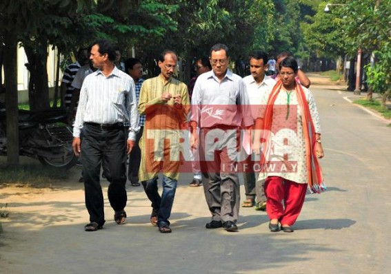 Agartala Press Club members, journalists meet CM, discuss Santanu murder case Agartala Press Club members, journalists meet CM, discuss Santanu murder case